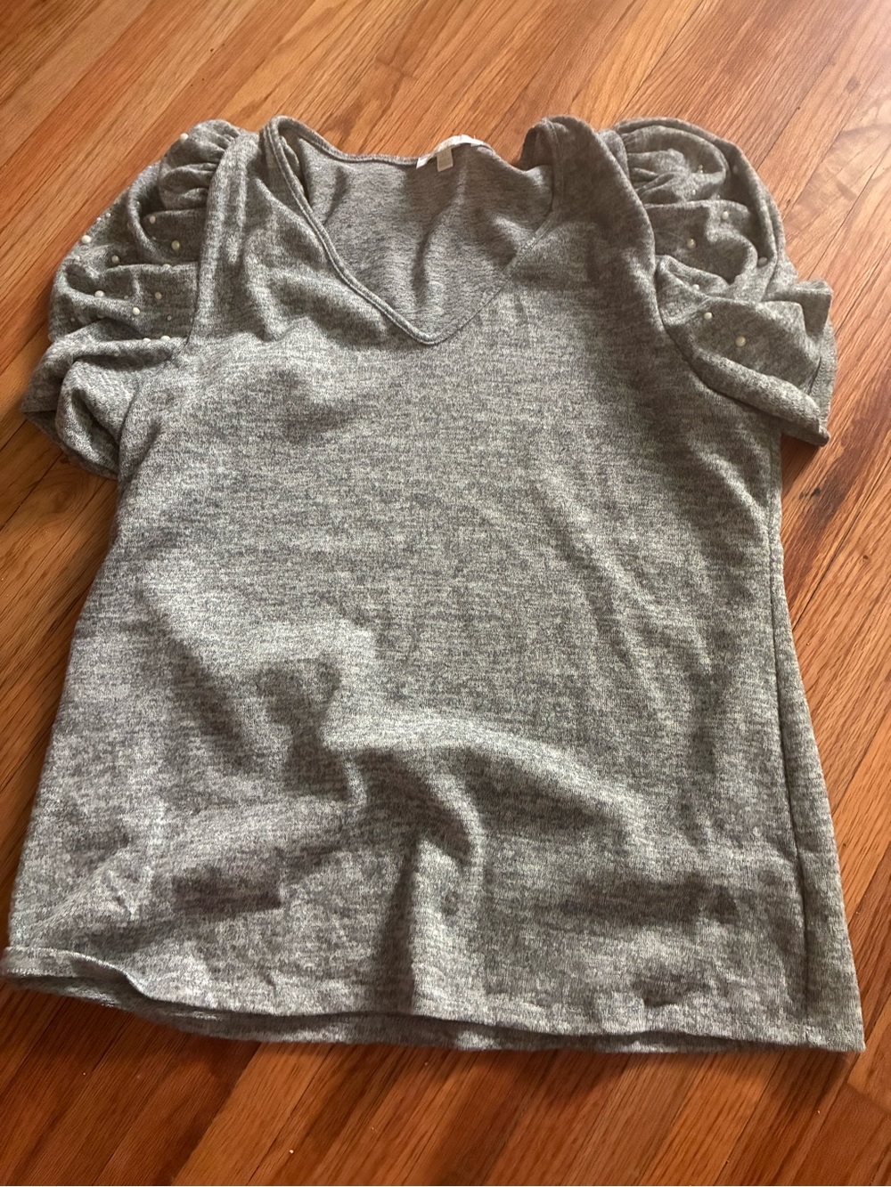 Ann Taylor Gray Puff Sleeve Knit Top